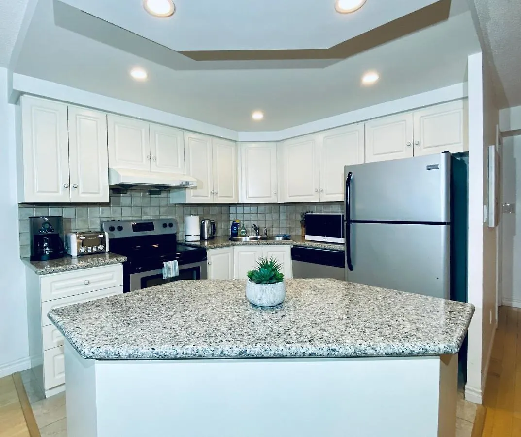 City Stay Condos - Downtown Toronto, Simcoe Street Apartment Toronto